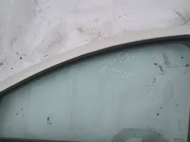 Dacia Sandero Etuoven ikkunalasi, neliovinen malli 