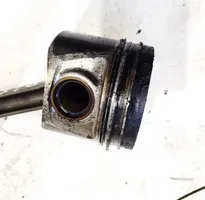 Mitsubishi Outlander Piston with connecting rod 