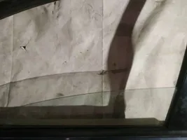 Mitsubishi Grandis Etuoven ikkunalasi, neliovinen malli 
