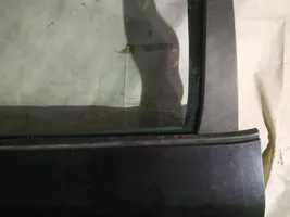Seat Leon (1P) Aizmugurē durvju stikla apdare 