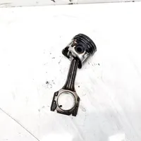 Volkswagen PASSAT B5 Piston with connecting rod 