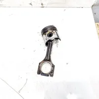 Volkswagen PASSAT B5 Piston with connecting rod 