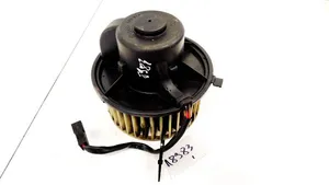 Audi 80 90 B3 Ventola riscaldamento/ventilatore abitacolo 893819021