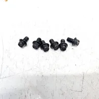 Ford Focus Nuts/bolts 