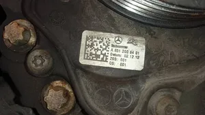 Mercedes-Benz E W212 Pompe de circulation d'eau A6512006301