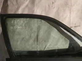 Volkswagen PASSAT B4 priekšējo durvju stikls (četrdurvju mašīnai) 