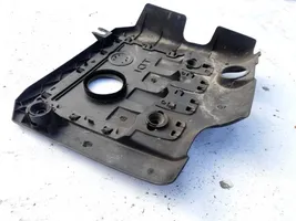 Volkswagen Touran I Engine cover (trim) sk03g103925c