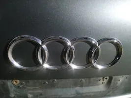 Audi Q7 4L Valmistajan merkki/logo/tunnus 