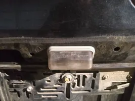 Toyota Avensis T250 Éclairage de plaque d'immatriculation 