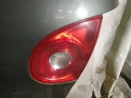 Volkswagen Golf V Lampy tylnej klapy bagażnika 