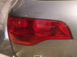 Audi Q7 4L Tailgate rear/tail lights 