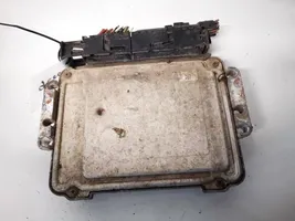 Opel Astra H Calculateur moteur ECU 0281011381