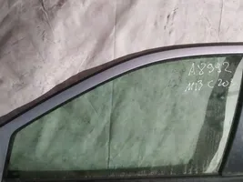 Mercedes-Benz C W203 Etuoven ikkunalasi, neliovinen malli 