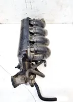 Toyota Avensis T250 Intake manifold 