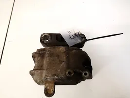 Volkswagen Tiguan Engine mount bracket 1k0199262a
