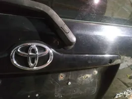 Toyota Corolla E120 E130 Trunk door license plate light bar 