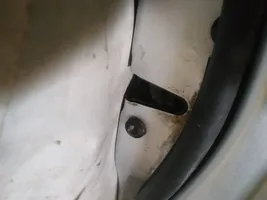 Volkswagen Polo Priekinė durų spyna 