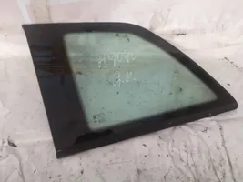 Opel Zafira B Rear side window/glass 