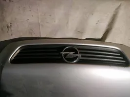 Opel Astra G Atrapa chłodnicy / Grill 