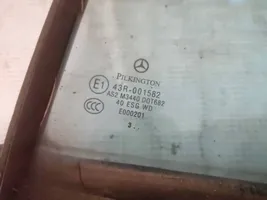 Mercedes-Benz C W203 Mazais stikls "A" aizmugurējās durvīs 