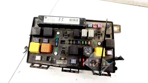 Opel Astra H Fuse box set 13191129