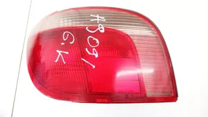 Toyota Yaris Lampa tylna 52004