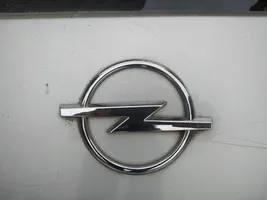 Opel Signum Ražotāja emblēma 