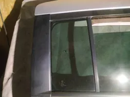 Mazda 5 Ventanilla de ventilación de la puerta trasera 