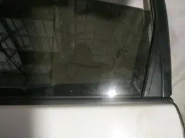 Toyota Corolla Verso AR10 Aizmugurē durvju stikla apdare 