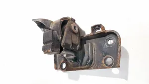 Toyota Avensis T270 Supporto di montaggio del motore av92185