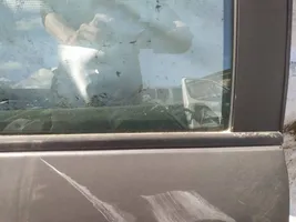 Nissan Primera Verkleidung Türfenster Türscheibe hinten 