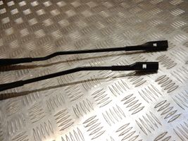 Audi A5 8T 8F Front wiper blade arm 