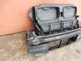 BMW X5 E70 Pannello di supporto del radiatore 51647222953