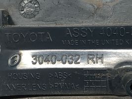Toyota Avensis T270 Indicatore specchietto retrovisore 3040032