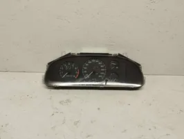 Mazda 323 F Compteur de vitesse tableau de bord 769914990