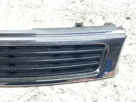 Mazda 626 Grille calandre supérieure de pare-chocs avant G51650710