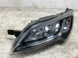 Peugeot Boxer Lampa przednia 48110748