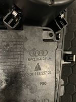 Audi A5 Hansikaslokeron koristelista 8W2864261A