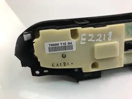 Honda CR-V Przełącznik / Włącznik nawiewu dmuchawy 79600T1EG4