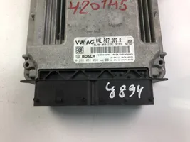 Volkswagen PASSAT B8 Komputer / Sterownik ECU silnika 04L907309R