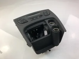 Hyundai Santa Fe Radio/CD/DVD/GPS-pääyksikkö 9725026XXX