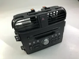 Opel Agila B Unità principale autoradio/CD/DVD/GPS 3910151K0