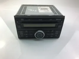 Nissan Navara D22 Unité principale radio / CD / DVD / GPS 281855X36B