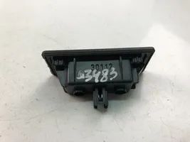 Audi A4 S4 B8 8K Takaluukun rekisterikilven valon palkki 4G0943021