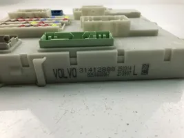 Volvo V40 Boîte à fusibles 31412888