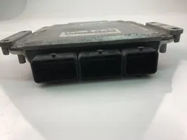 Renault Trafic II (X83) Centralina/modulo motore ECU 8200051608