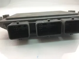 Renault Twingo II Motora vadības bloka ECU 8200774747