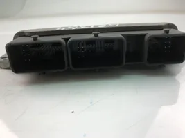 Renault Megane I Komputer / Sterownik ECU silnika 8200321263