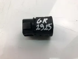 Renault Clio III Bouton poussoir de démarrage du moteur E27937