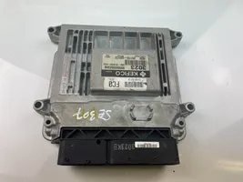 KIA Picanto Komputer / Sterownik ECU silnika 3911002FC0